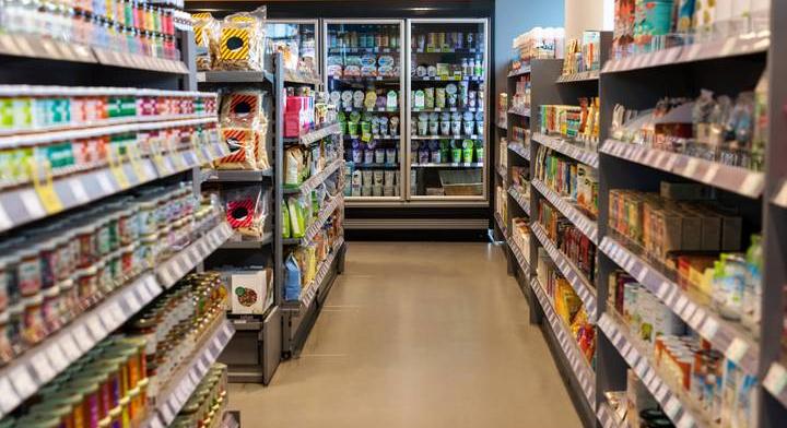 Végleg eltűnhetnek ezek a boltok: megállíthatatlan a folyamat