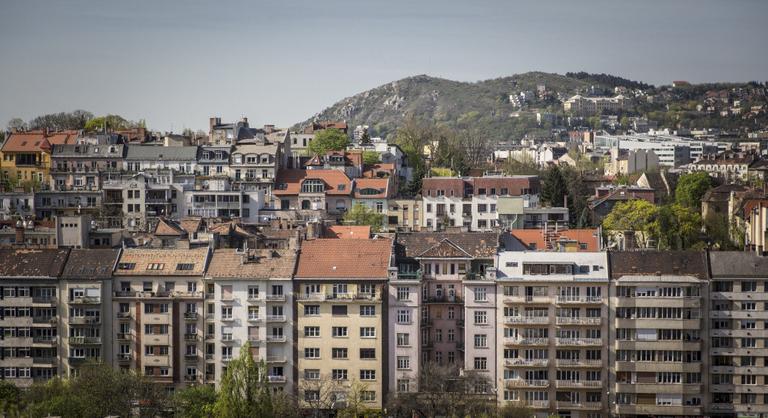 Figyelmeztet a szakértő, még egy lakásárrobbanást nem bír el a piac