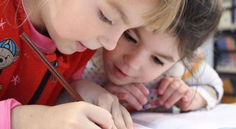 Vér, verejték, könnyek – Véleménycikk a bizonyítványokról