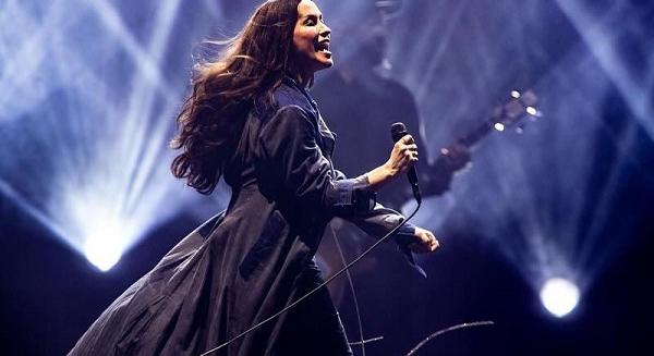 Alanis Morissette budapesti koncertjén nem történt semmi, csak a Minden! (koncertbeszámoló)