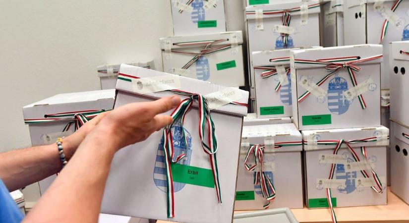 A kampány már olyan, mintha mindenki tudná, mikor lesz a választás