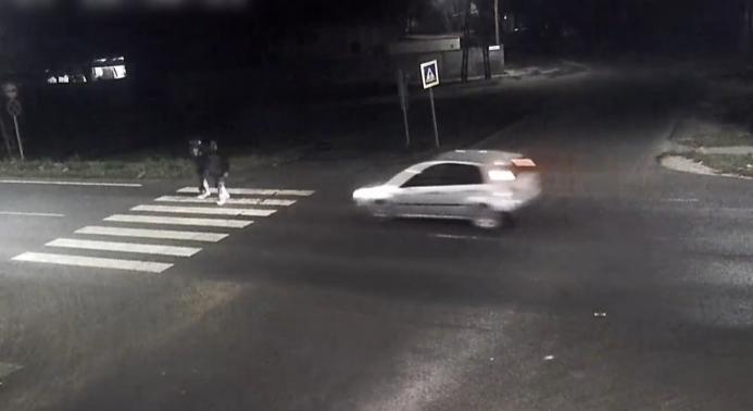 Gyalogosgázolásról tett fel sokkoló videót a rendőrség