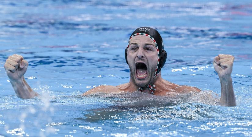 Az olimpiai bajnok Szerbia legyőzésével a férfi vízilabdázók is vébédöntőt játszhatnak