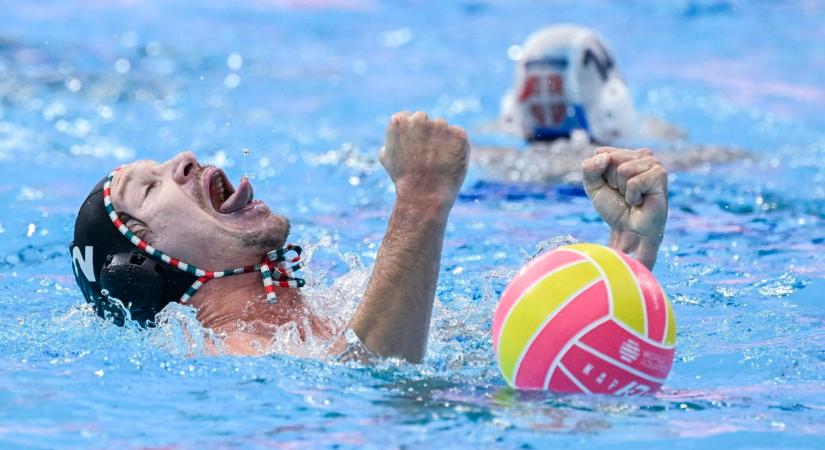 Az olimpiai bajnokot is legyőzte a magyar férfi vízilabda-válogatott