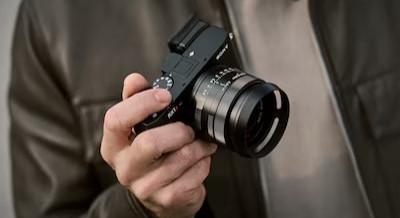 Zsebre vágható full-frame forradalom – Itt a Sony RX1R III