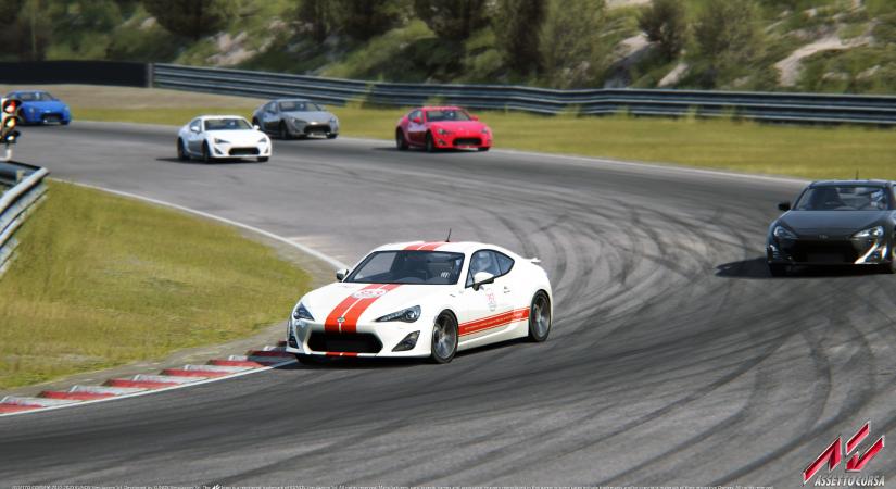 Figyelmeztetés nélkül leállították az Assetto Corsa szervereit PS-en