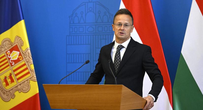 Szijjártó Péter: Magyar állampolgárok magyarokat vádolnak magyarok elleni bűncselekményekkel