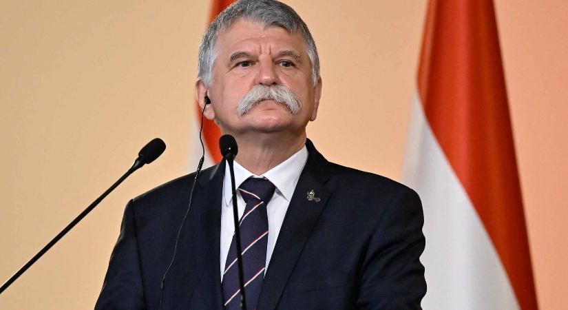 Lebuktatták Kövér Lászlót, ezért vágta le a bajuszát