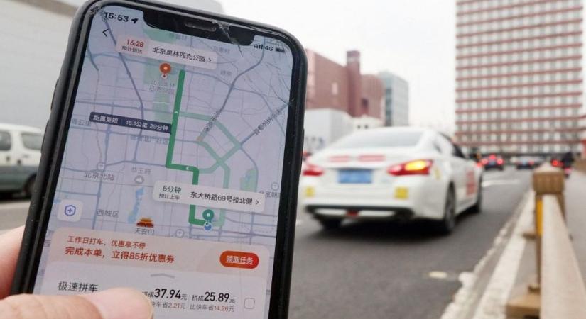 Pekingben befellegzett a benzines autóknak, zöldítik a fuvarmegosztást is