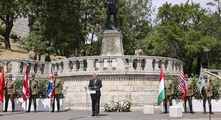 Az államtitkár szerint Magyarországnak utat kell mutatnia a keresztény Európa számára