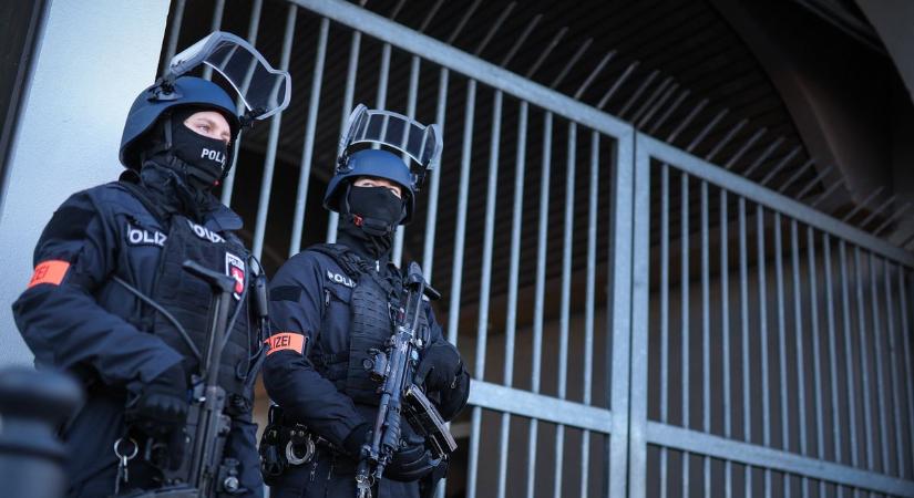 Halálos bandaháborúk Németországban: Egyre gyakoribbak a lövöldözések