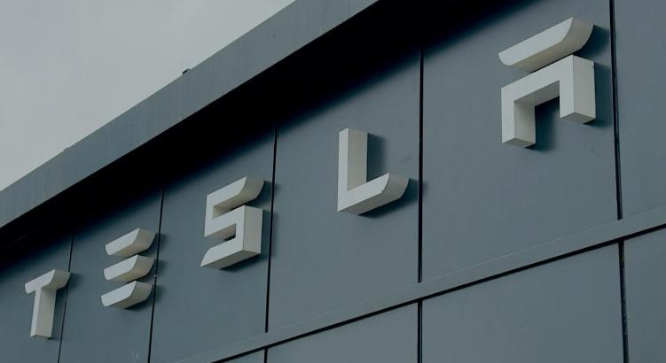 A Tesla eredményeire nézve már kongathatjuk is a vészharangot?