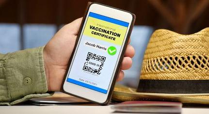Tavasztól vezethetik be a vakcina útlevelet