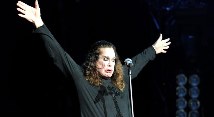 Súlyos betegségeivel is megküzdött, hogy elbúcsúzhasson rajongóitól – Ozzy Osbourne élete képekben