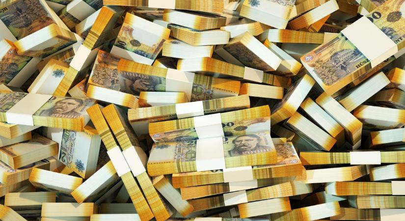 "Alig várom, hogy végre ne az utcán kelljen élnem" - 341 milliót nyert sorsjegyével egy hajléktalan