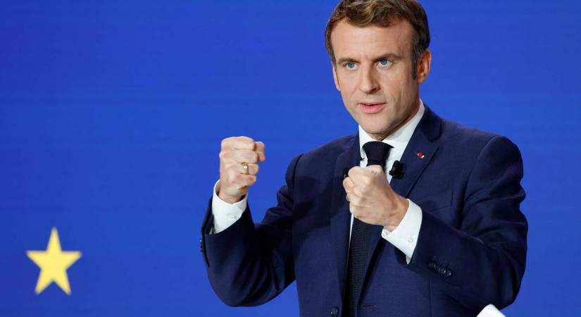 Már nemcsak az asszony vert le egyet Macronnak – a választói körében sem túl népszerű…