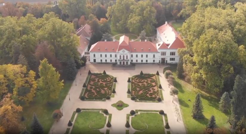 Romantikus kastélytúra Magyarországon