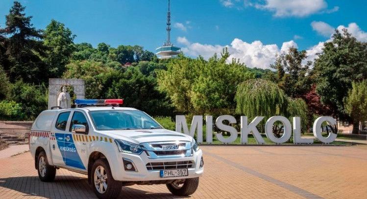 Öngyilkosságot akadályoztak meg a miskolci rendőrök