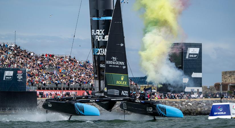 SailGP 2025 Portsmouth – Győzött Új-Zéland – Versenybíró főszerepben – Először dobogón a svájci csapat