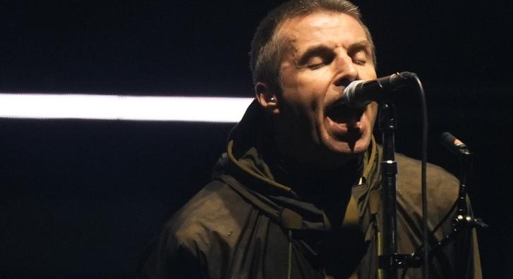 Az Oasis frontembere is reagált a csókkamerás botrányra: „Nálunk nincsen semmi Coldplay-féle alattomos, nyomorult kamerázás!”