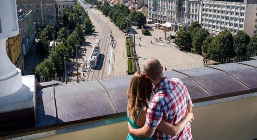 Folytatódik a Szerelmes Nagytemplom-sorozat Debrecenben