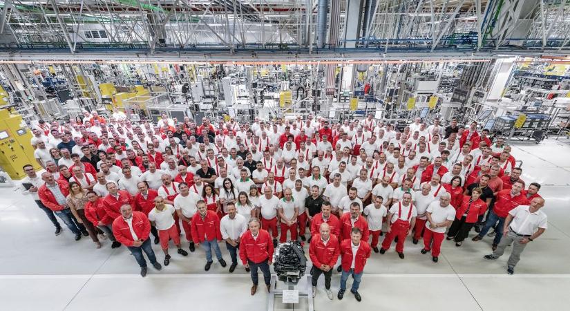 Újabb mérföldkő az Audi Hungariánál - Legördült az 5 milliomodik benzines