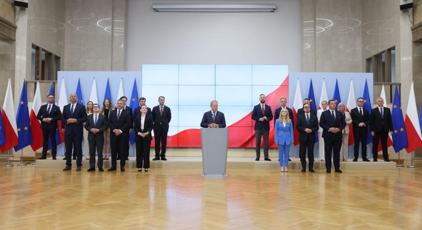 Donald Tusk átszervezte a lengyel kormányt – ezzel próbál véget vetni a kormánykoalíción belüli konfliktusoknak