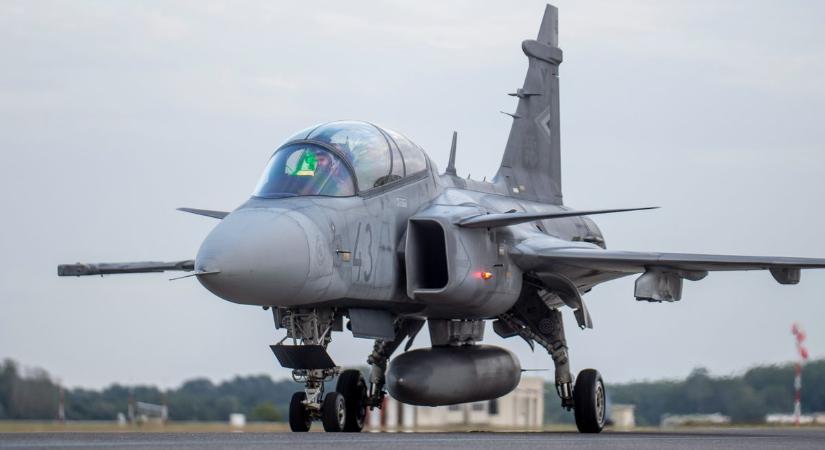 Fotókon a magyar Gripenek: ezeket küldték az orosz határhoz