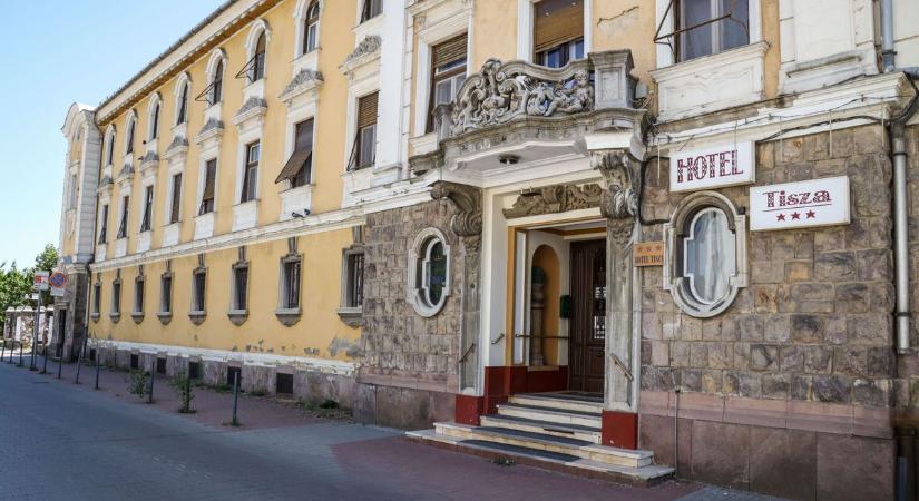 Megvan a valós vevő a Tisza Szállóra? Sokat sejtető választ adott az ingatlanközvetítő