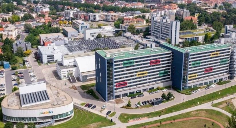 Kutatás-fejlesztési projekt indult a Bábolna Brojler Kft. és a Széchenyi Egyetem együttműködésével