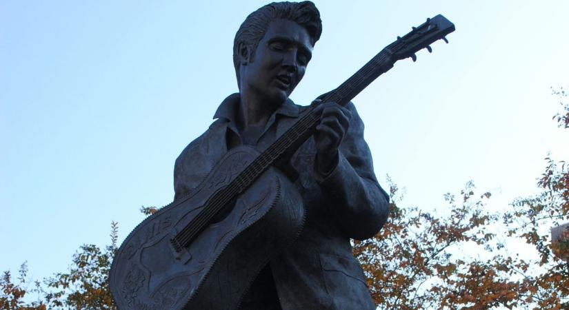 Méregdrága csalódás a rock’n’roll királyának életét bemutató látványos show