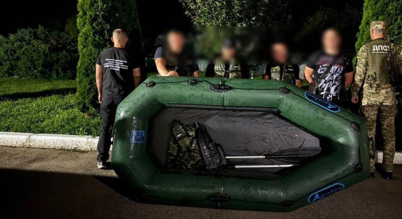 Négy férfit tartóztattak fel a Tisza közelében Kárpátalján