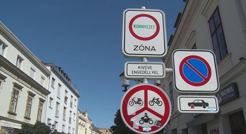 Biciklivel is csak szabályosan