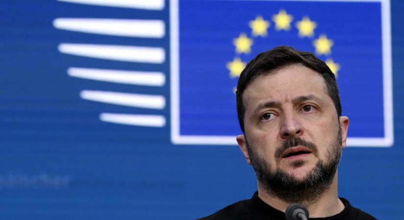 Hallgat a bírálókra az ukrán elnök