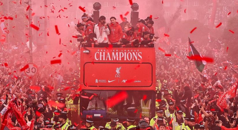 Liverpoolban nem kell, meglepő, hova szerződhet a világhírű csatár