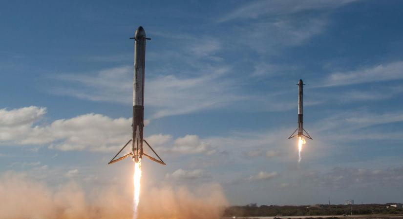 Elon Musk cége közel 1 milliárd dollárt mozgatott egyetlen tárcába