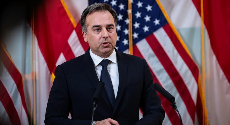 David Pressman a New York Times-ban: Orbán Viktor mítoszt épített a magyaroknak