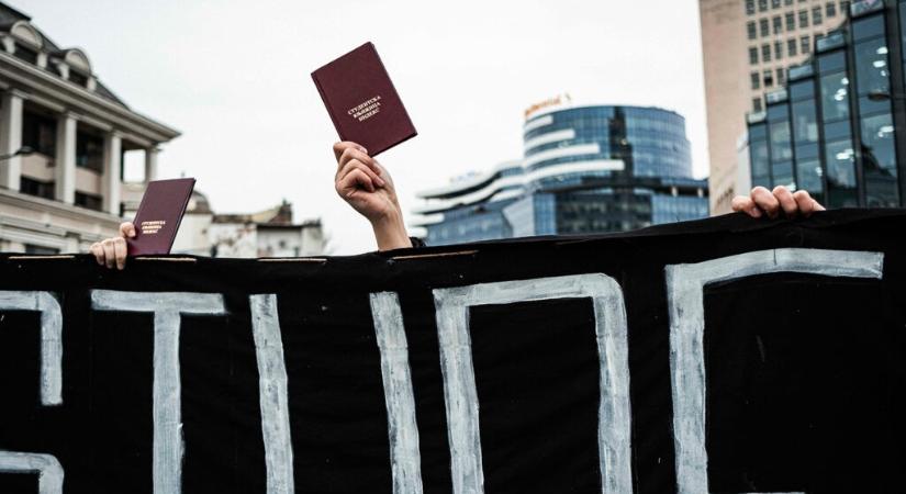 Az Újvidéki Egyemről legalább százötven hallgató iratkozott ki, és több mint harminc alkalmazott mondott fel