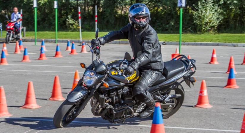 Az új KRESZ motorosokat érintő változásai - Az áttörés küszöbén?