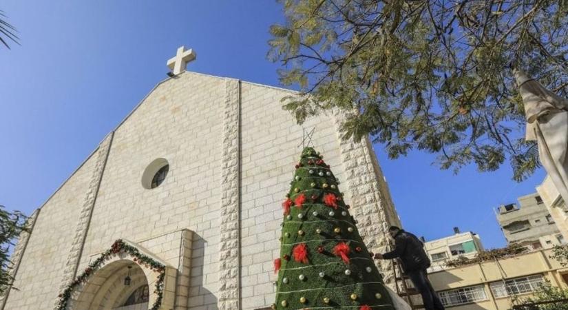 Katonai csapás: eltévedt lövedék találta el a katolikus templomot a Gázai övezetben