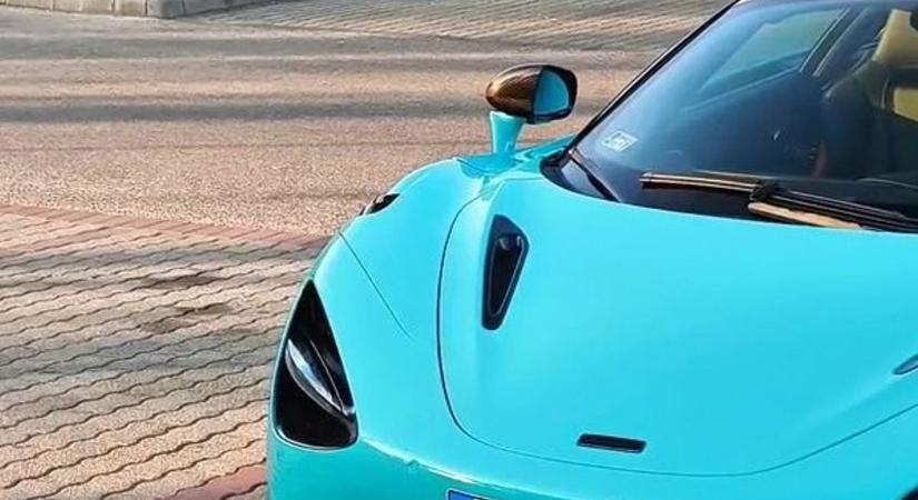Elképesztő McLaren tűnt fel Kecskeméten, mintha Los Angelesbe csöppentünk volna!