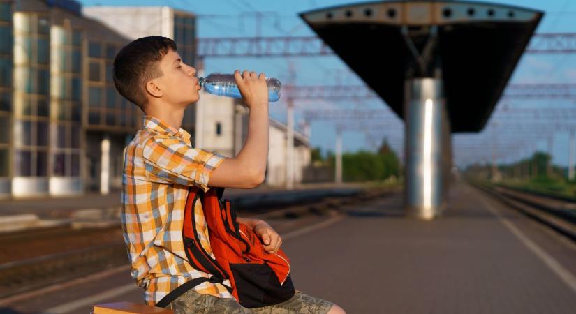 Kiadták a hőségriasztást - ezzel segít Zalában is az utasoknak a MÁV és a Volán