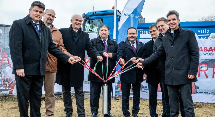 A Békéscsaba-Lőkösháza vasútvonal is milliárdokkal drágult a háborúra hivatkozva