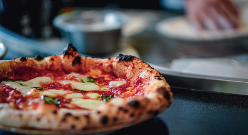 Vége a pizzamennyországnak - pénteken lehúzza a rolót a budapesti kedvenc