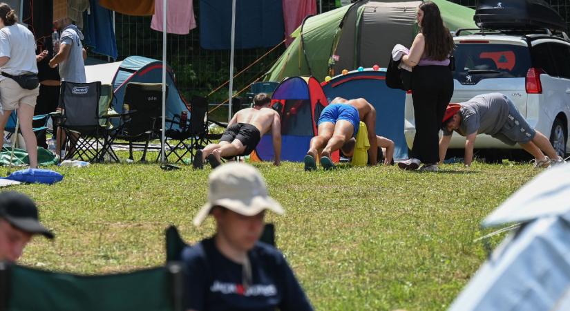A felvidéki Gombaszögön is szólt a „mocskos Fidesz”