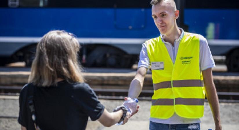 Bejelentette a MÁV: ezt teszik a rekkenő hőség ellen