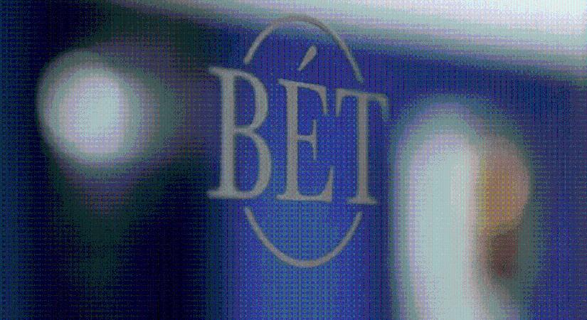 Tőzsdenyitás Július 24. – A BUX beindult, az OTP is lendületben, Richter és Telekom optimistán kezdett, a Mol esett
