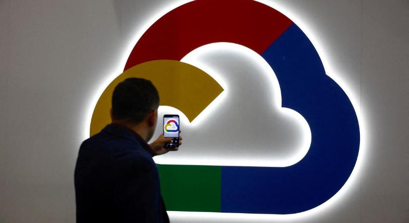 Rohamtempóban növeli kapacitását a Google felhője