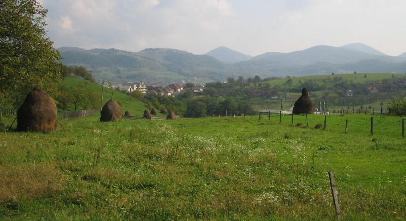 Holtan találtak a sátrában egy német turistát az Erdélyi-érchegységben