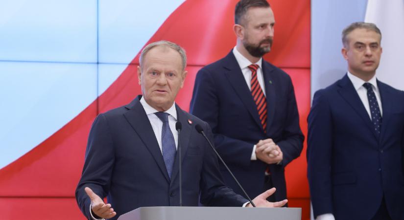 Dobrowiecki Péter: kérdésessé vált, hogy kitartanak-e a koalíciós partnerek Donald Tusk mellett